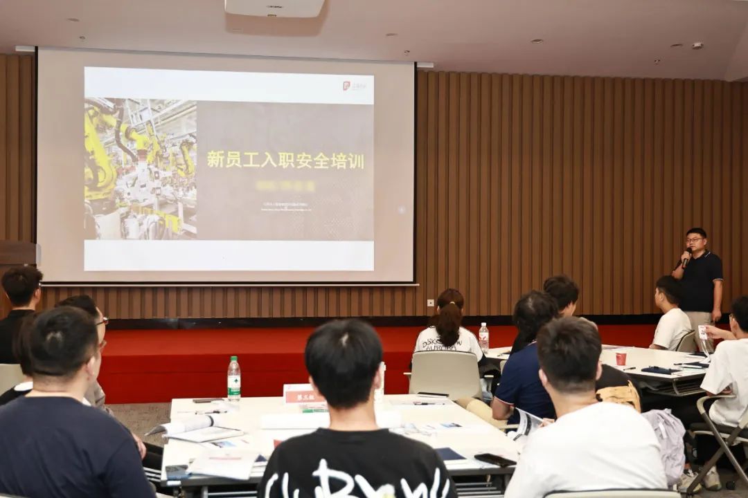 星聚云顶国际 逐梦远航 | 云顶国际2025年云顶国际未来星入职集训精彩回顾